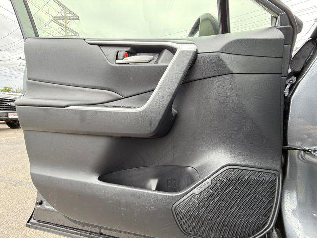 Photo of 2024 Magnetic Gray Metallic Toyota RAV4 Hybrid