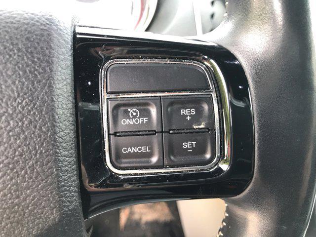 Photo of 2017 White Knuckle Clearcoat Dodge Grand Caravan