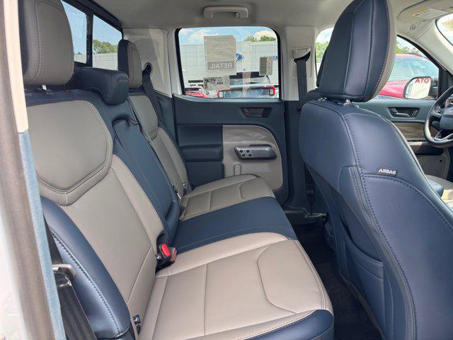 Photo of 2025 White Ford Maverick