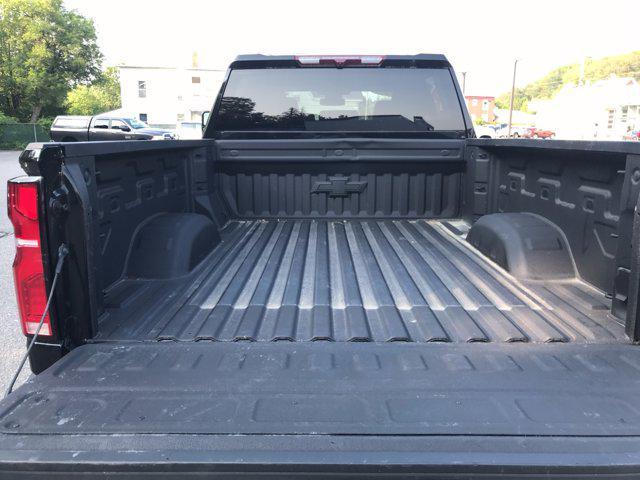 Photo of 2025 Black Chevrolet Silverado 2500