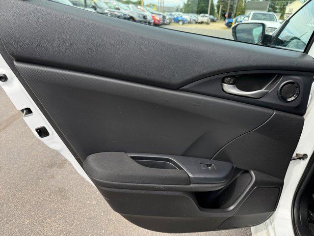 Photo of 2021 Platinum White Pearl Honda Civic