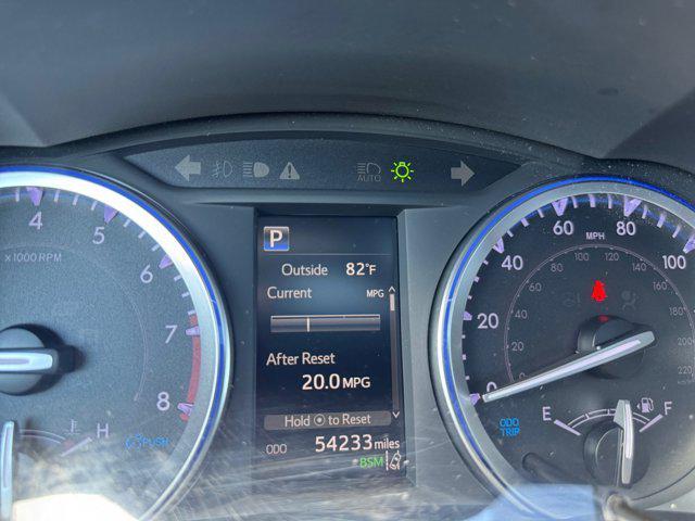 Photo of 2019 Blizzard Pearl Toyota Highlander
