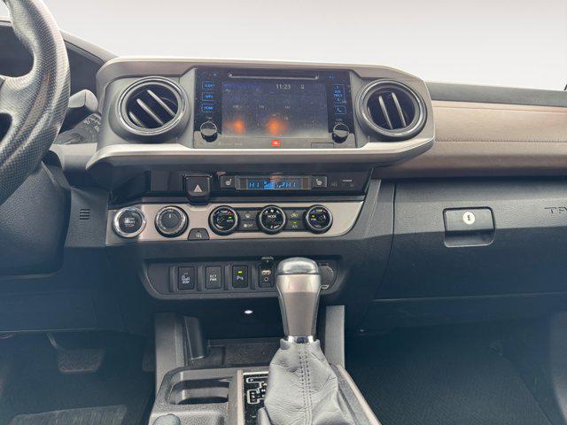 Photo of 2016 Blazing Blue Pearl Toyota Tacoma