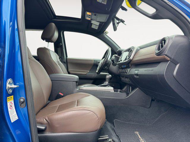 Photo of 2016 Blazing Blue Pearl Toyota Tacoma