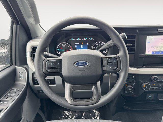 Photo of 2025 Oxford White Ford F-250