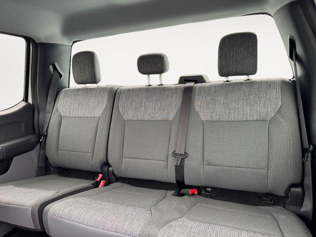 Photo of 2025 Oxford White Ford F-250
