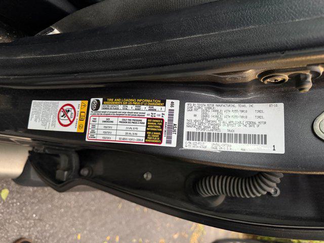 Photo of 2018 Gray Toyota Tundra