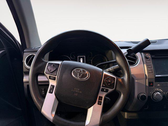 Photo of 2018 Gray Toyota Tundra