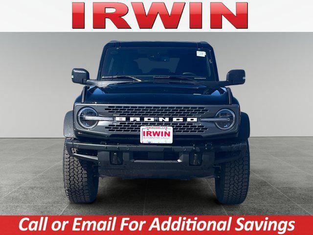 Photo of 2025 Shadow Black Ford Bronco