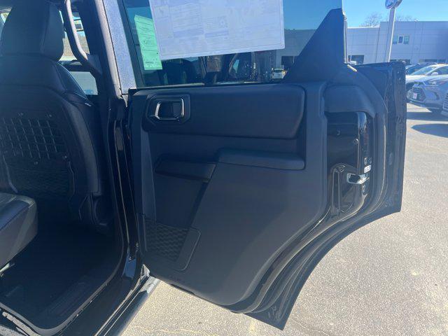 Photo of 2025 Shadow Black Ford Bronco