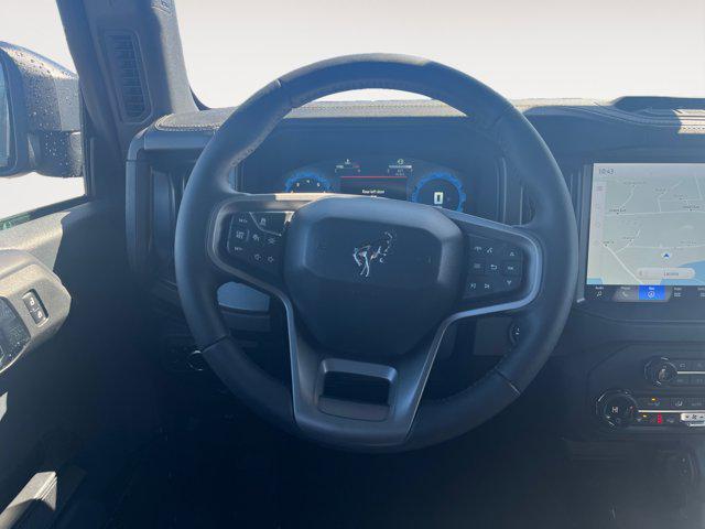 Photo of 2025 Shadow Black Ford Bronco