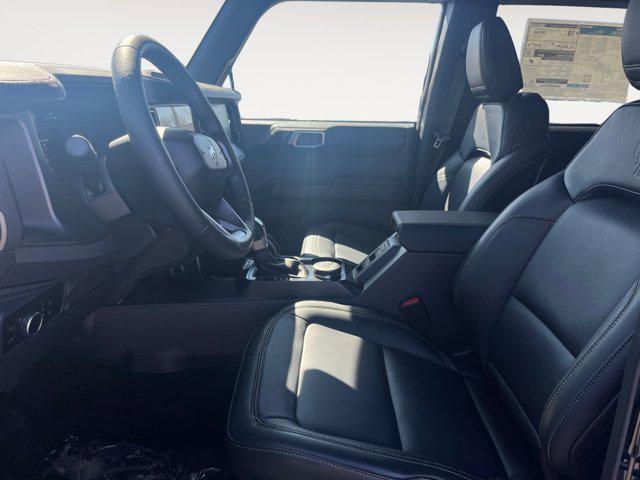 Photo of 2025 Shadow Black Ford Bronco
