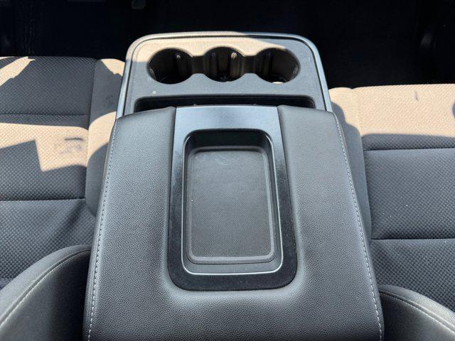 Photo of 2019 Black Chevrolet Silverado 1500