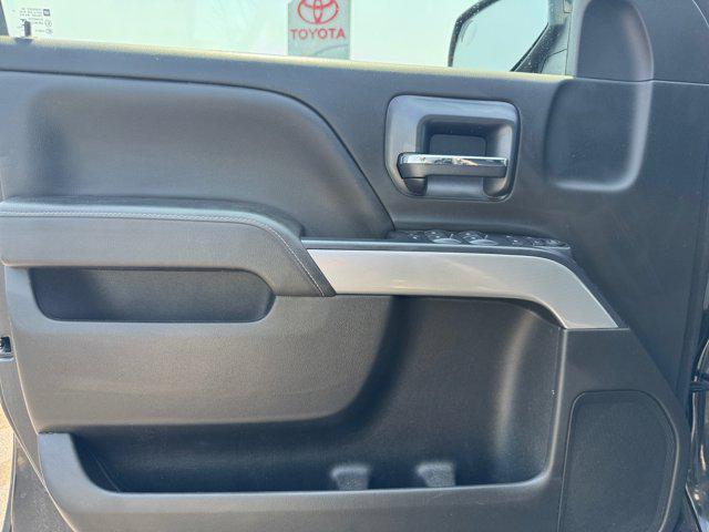 Photo of 2019 Black Chevrolet Silverado 1500