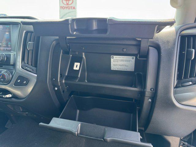 Photo of 2019 Black Chevrolet Silverado 1500