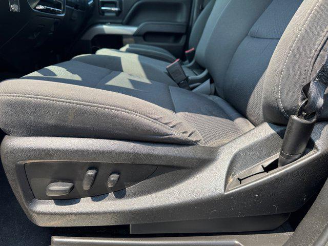 Photo of 2019 Black Chevrolet Silverado 1500