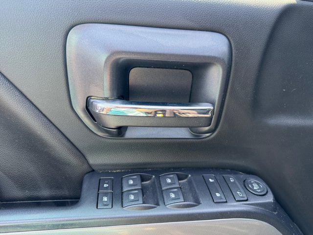 Photo of 2019 Black Chevrolet Silverado 1500