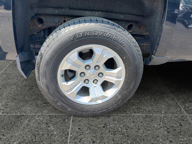 Photo of 2019 Black Chevrolet Silverado 1500