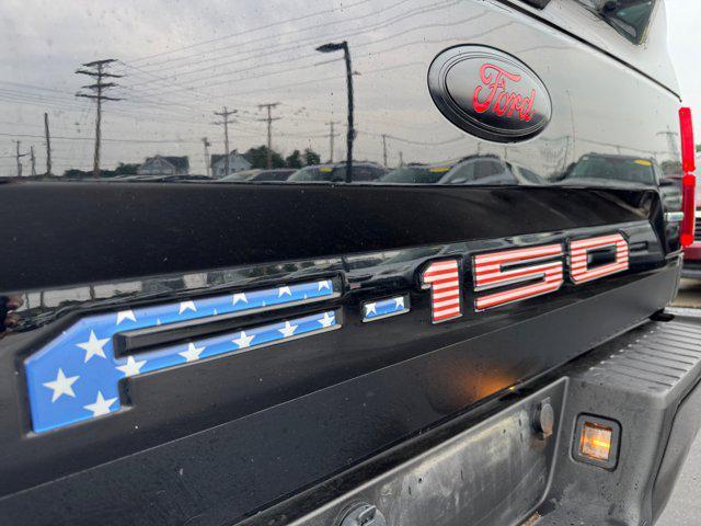 Photo of 2018 Shadow Black Ford F-150