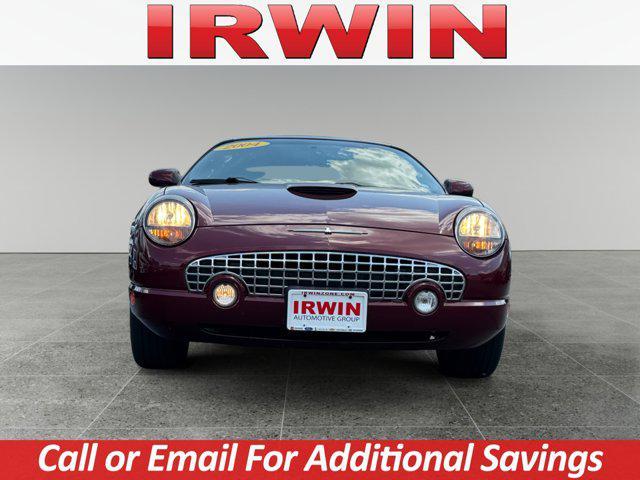 Photo of 2004 Red Ford Thunderbird