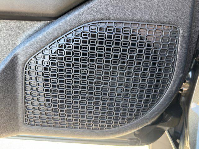 Photo of 2025 BRONZE Toyota Tacoma