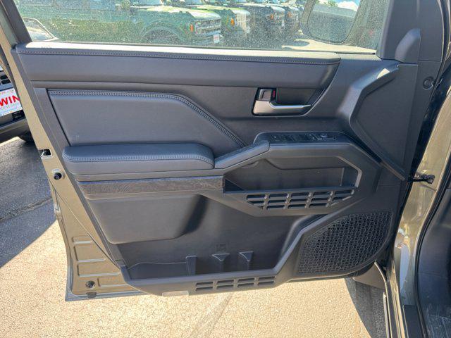 Photo of 2025 BRONZE Toyota Tacoma