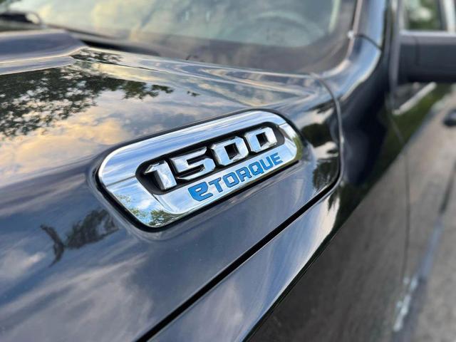 Photo of 2021 Diamond Black Crystal Pearlcoat RAM 1500