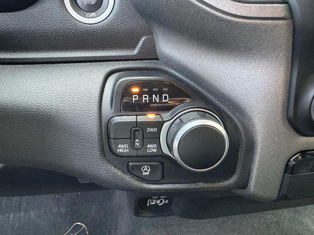 Photo of 2021 Diamond Black Crystal Pearlcoat RAM 1500