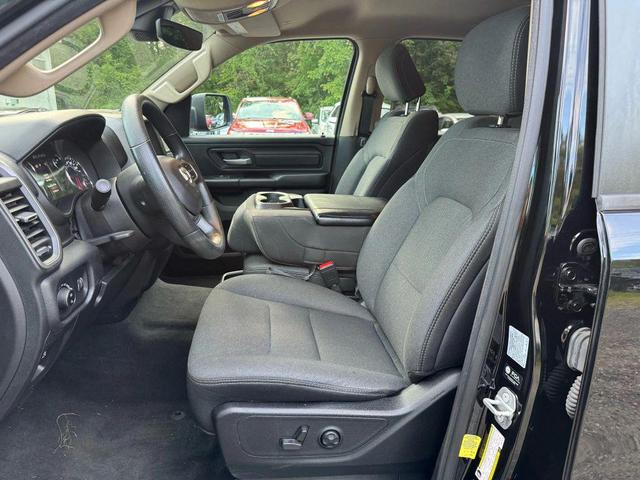 Photo of 2021 Diamond Black Crystal Pearlcoat RAM 1500