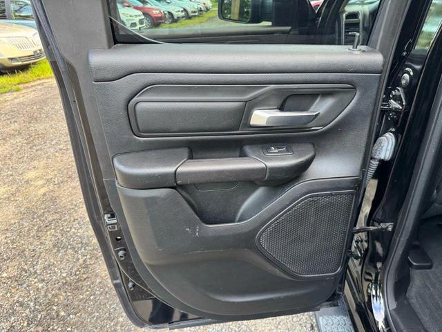 Photo of 2021 Diamond Black Crystal Pearlcoat RAM 1500