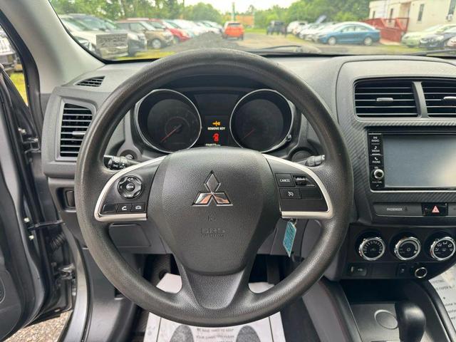 Photo of 2019 Mercury Gray Metallic Mitsubishi Outlander Sport