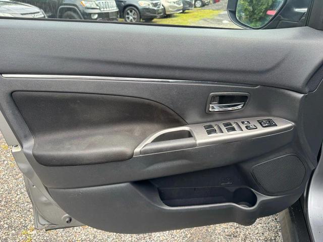 Photo of 2019 Mercury Gray Metallic Mitsubishi Outlander Sport