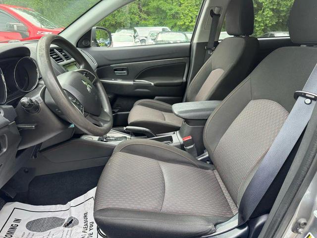 Photo of 2019 Mercury Gray Metallic Mitsubishi Outlander Sport
