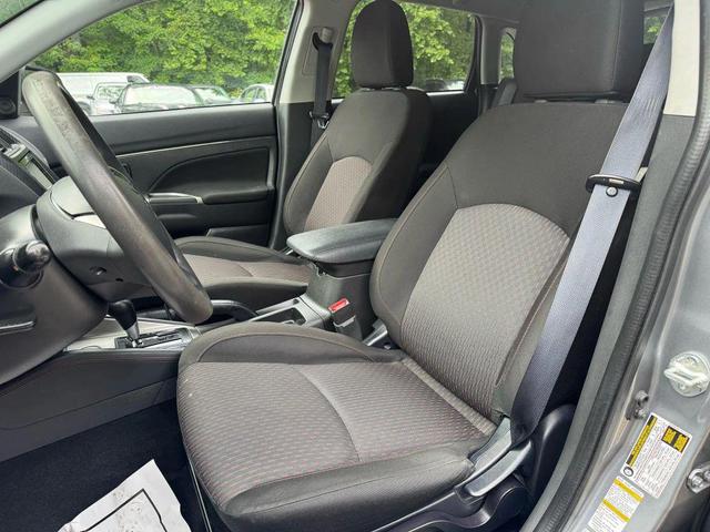 Photo of 2019 Mercury Gray Metallic Mitsubishi Outlander Sport