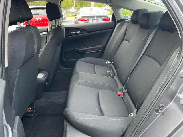 Photo of 2016 Gray Honda Civic