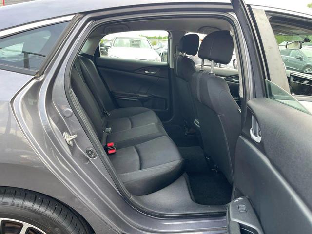 Photo of 2016 Gray Honda Civic