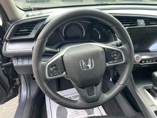Photo of 2016 Gray Honda Civic