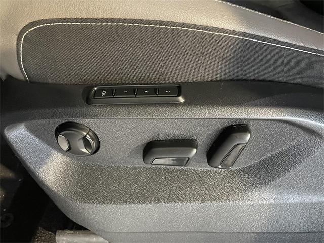 Photo of 2021 Platinum Gray Metallic Volkswagen Atlas