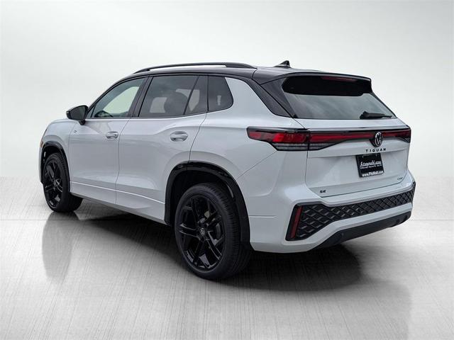 Photo of 2025 Opal White Volkswagen Tiguan