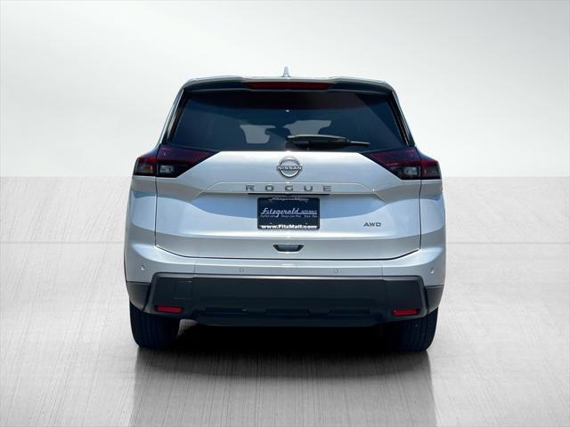 Photo of 2025 Brilliant Silver Metallic Nissan Rogue