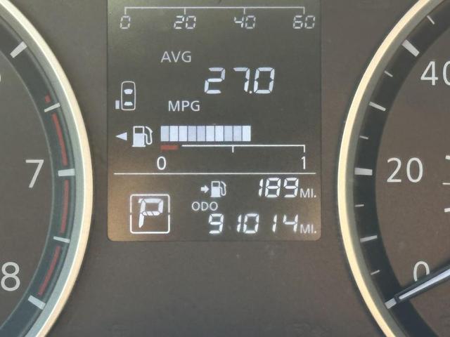 Photo of 2020 Super Black Nissan Versa