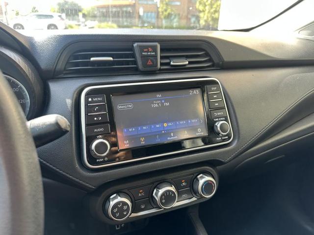 Photo of 2020 Super Black Nissan Versa