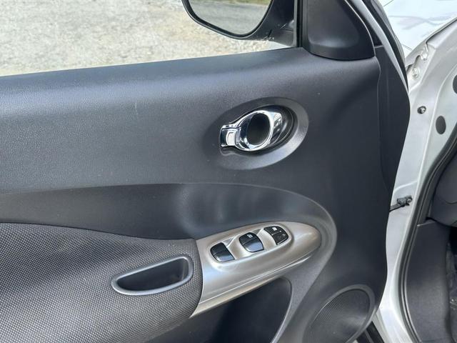 Photo of 2013 Brilliant Silver Nissan Juke