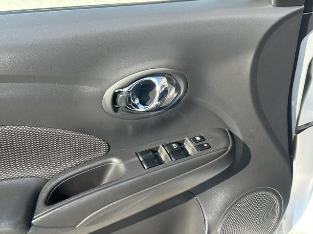 Photo of 2019 Brilliant Silver Metallic Nissan Versa