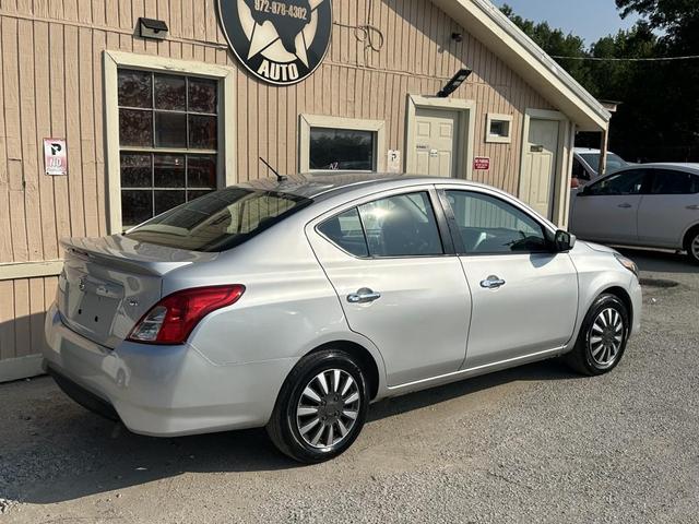 Photo of 2019 Brilliant Silver Metallic Nissan Versa