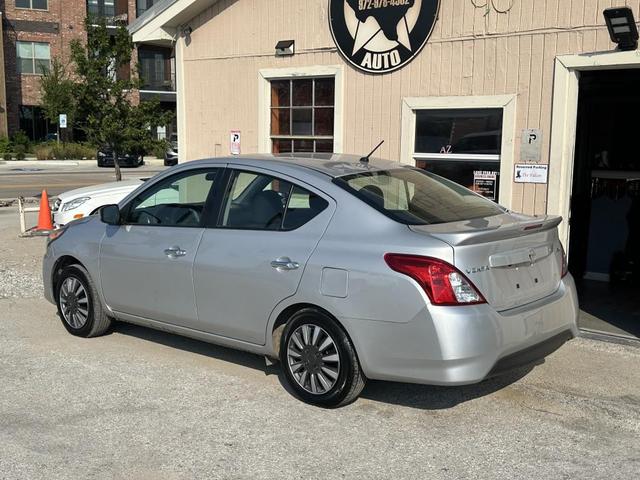 Photo of 2019 Brilliant Silver Metallic Nissan Versa