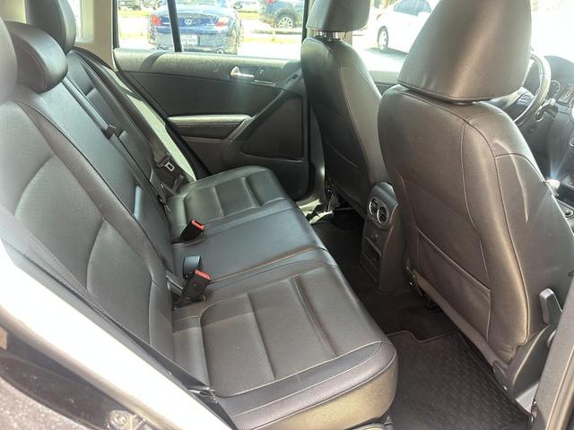 Photo of 2017 Deep Black Pearl Volkswagen Tiguan