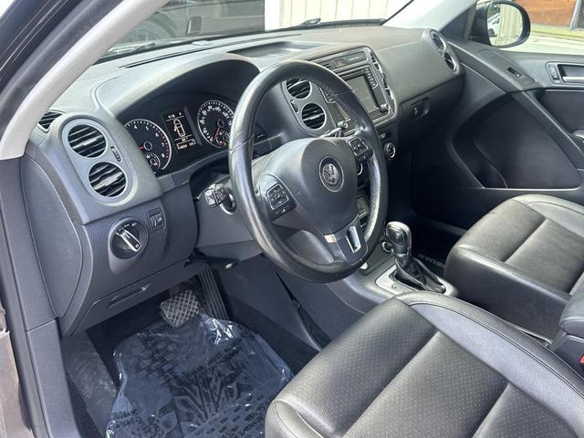 Photo of 2017 Deep Black Pearl Volkswagen Tiguan