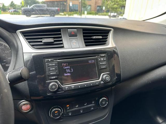 Photo of 2017 Silver Nissan Sentra