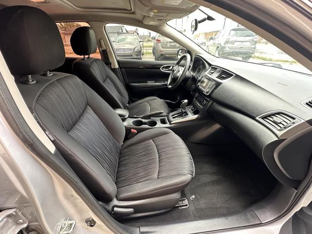 Photo of 2017 Silver Nissan Sentra